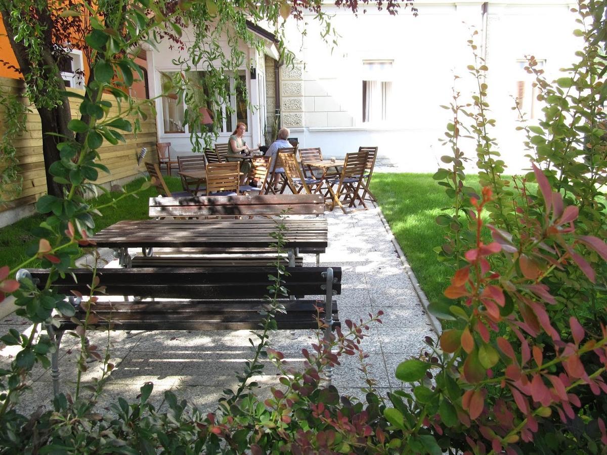 Garni Hotel Vila Ana Rogaška Slatina Kültér fotó
